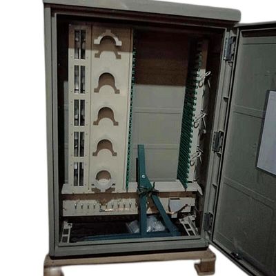 A cruz da fibra de SMC conecta a caixa do metal 288core FDT do armário FTTH da rua
