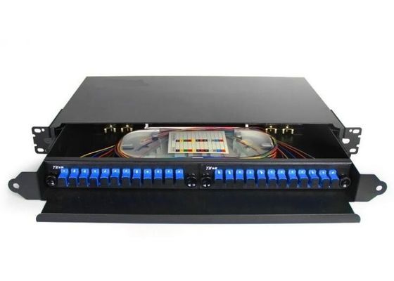 Painel de remendo preto ODF da caixa FC da terminação da fibra da montagem em rack 24Core
